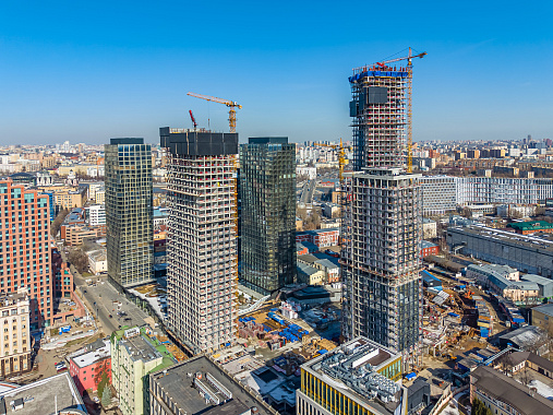 HIGH LIFE: началось остекление башни 4