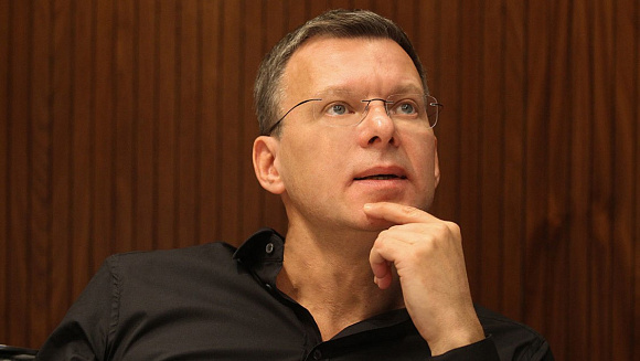 VEDOMOSTI  Leonid Maximov   We have long lived in an environment where people would buy anything 
